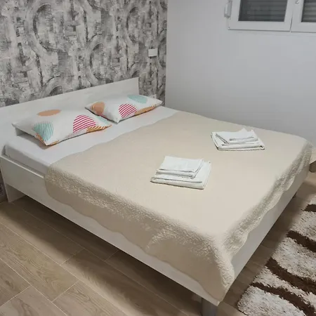 Julijana 2 Apartament Privlaka (Zadar)